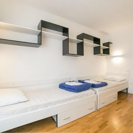 Good Guest house